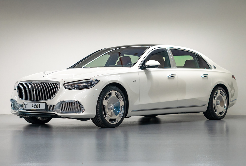 Rent Mercedes Maybach S680 in Dubai