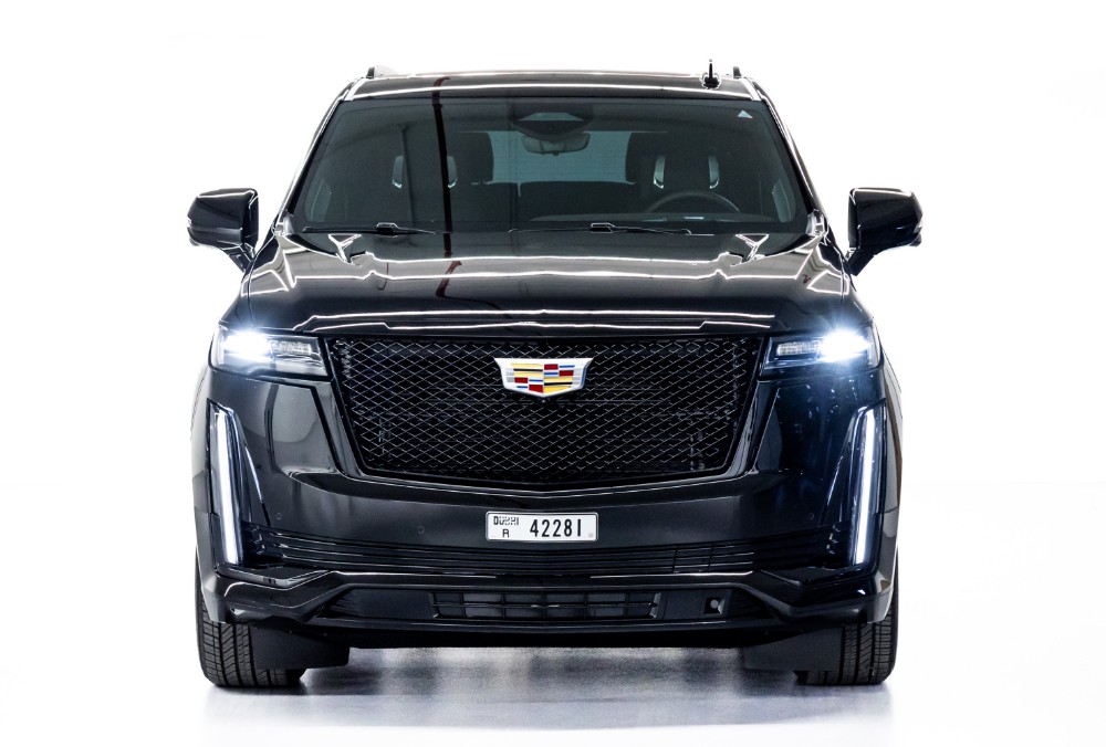 Cadillac Escalade Sport Platinum front view