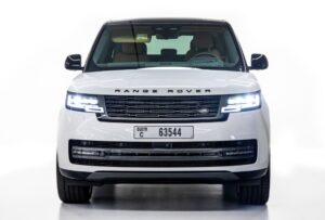 Land Rover Range Rover Vogue HSE front view