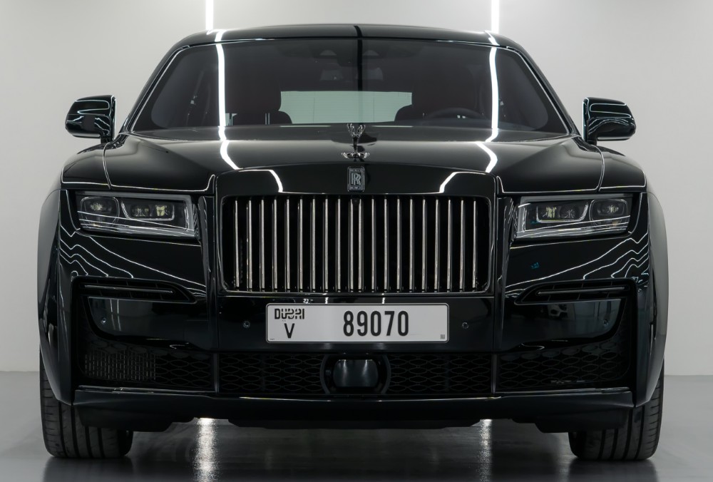 Rolls-Royce Ghost Black front view