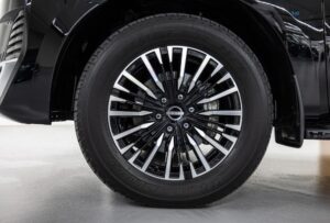 Black Nissan Patrol LE Platinum Wheel