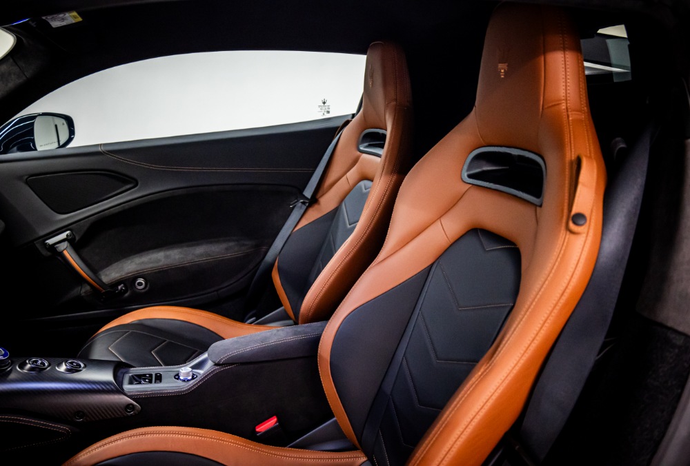 Maserati MC20 front seats