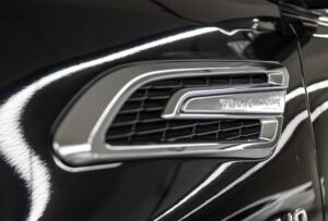 Side air vent Black Nissan Patrol LE Platinum