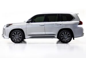 Lexus LX570 Signature side view