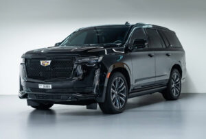 Rent SUV Cadillac Escalade Sport Platinum in Dubai