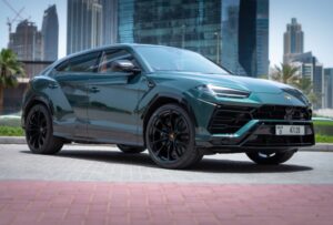 Lamborghini Urus green exterior view
