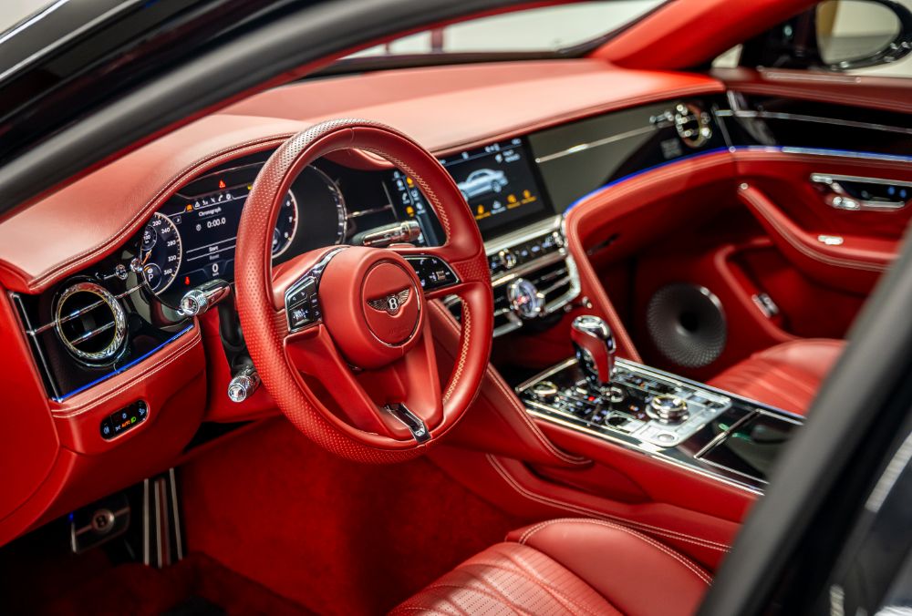 Bentley Flying Spur Black steering wheel