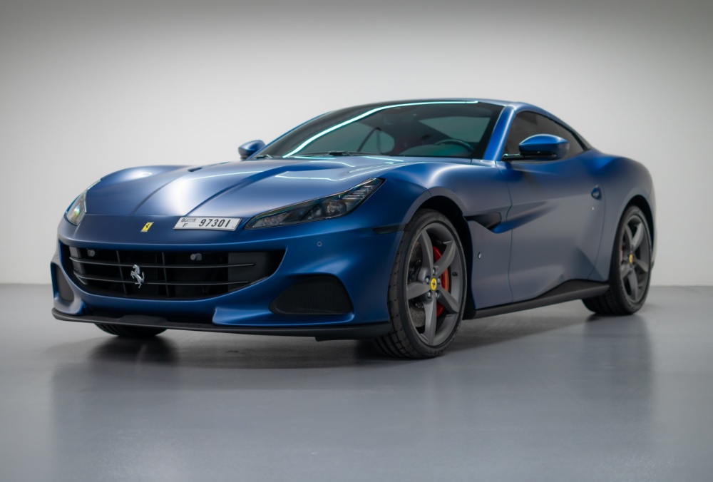 Rent Ferrari Portofino M in Dubai