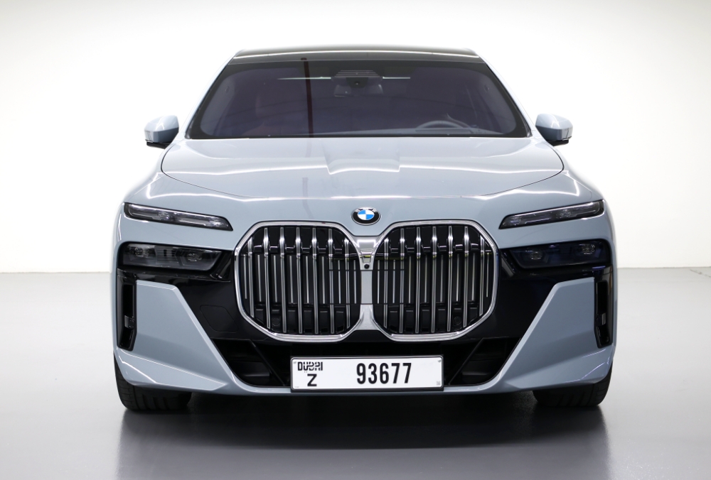 BMW 740i rental Dubai
