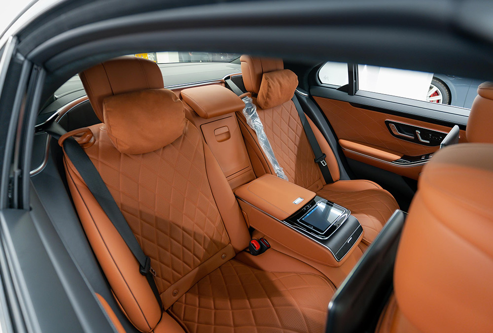 2022 Mercedes Benz S 500 rear seat view
