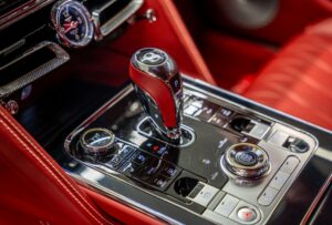 Bentley Flying Spur Black gear selector