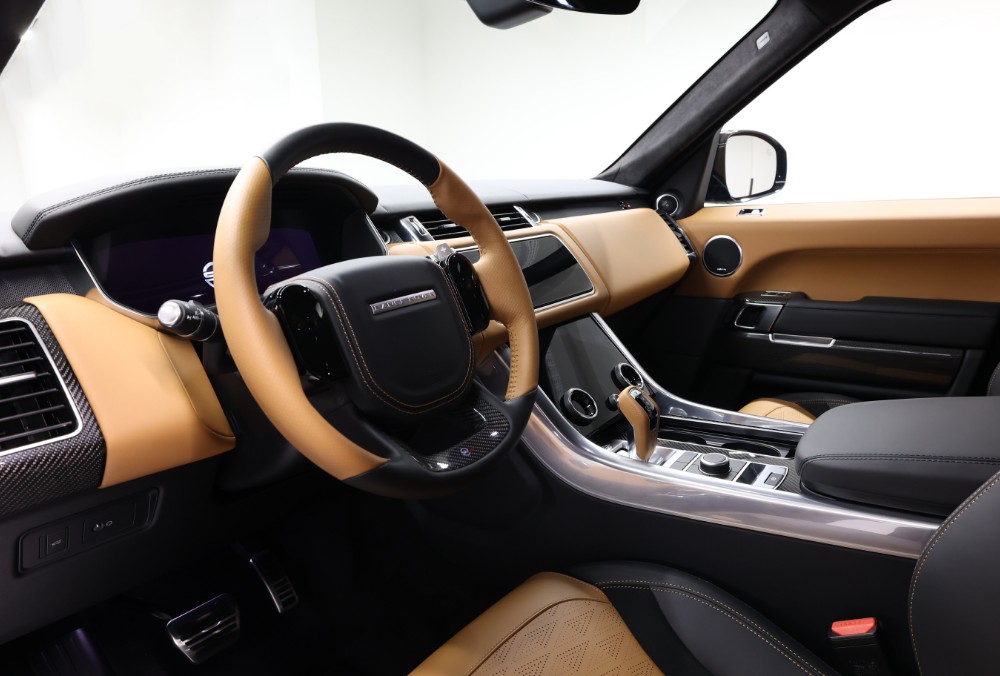 Steering view of Range Rover Sport SVR