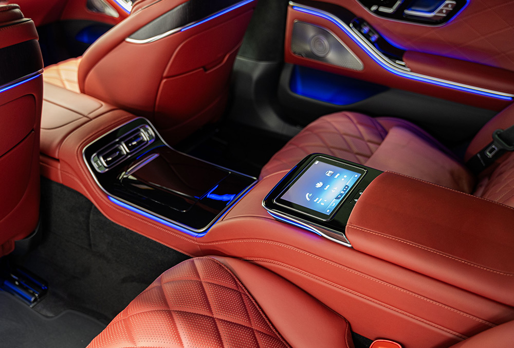 Mercedes Benz S Class S 580 rear control system