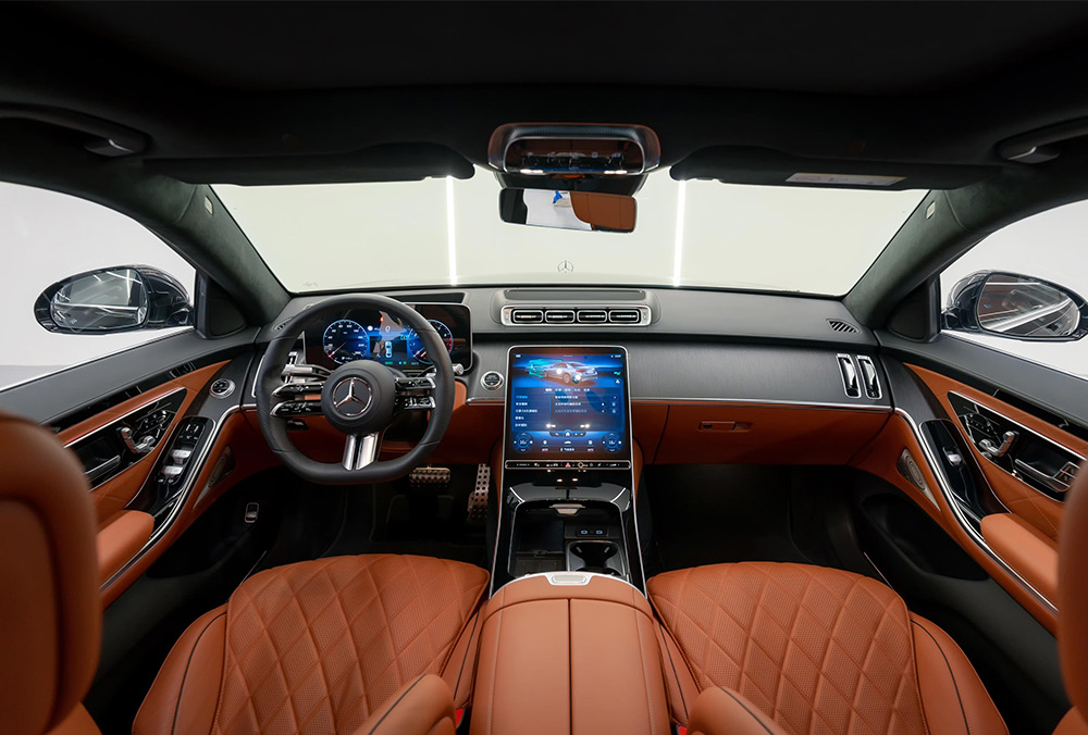 2022 Mercedes Benz S 500 interior view