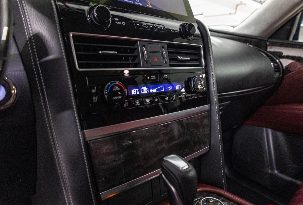 Nissan Patrol LE Platinum infotainment system