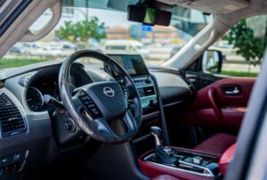 Nissan Patrol LE interior Dashboard & Steering