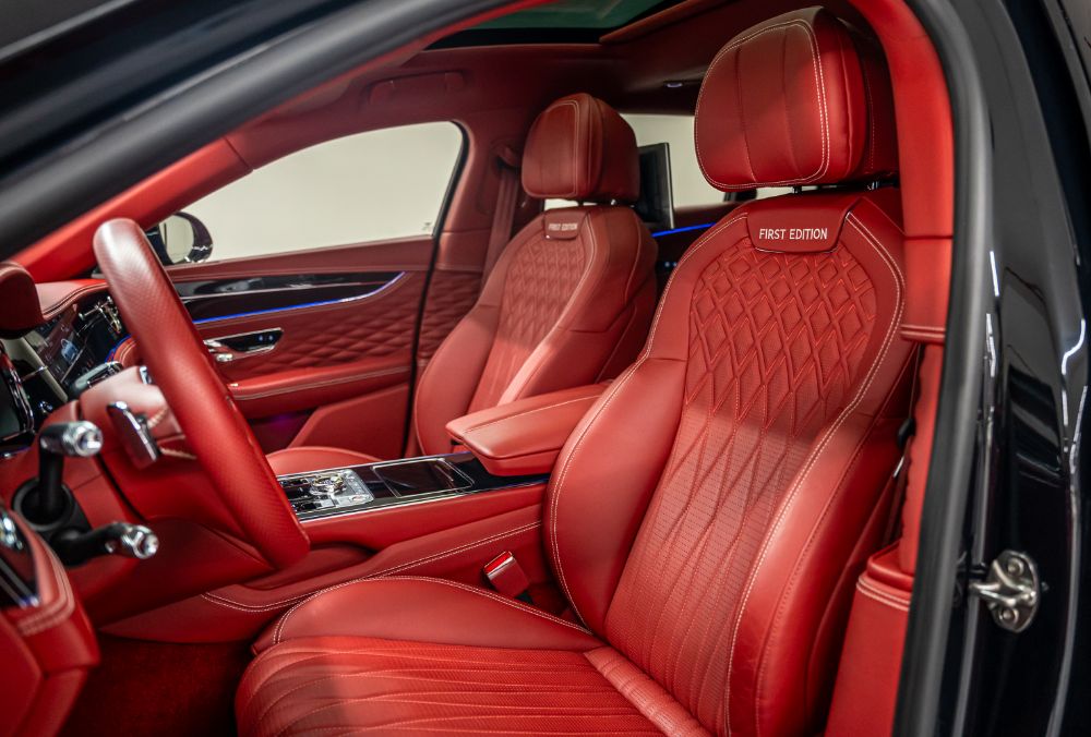 Bentley Flying Spur Black front seats