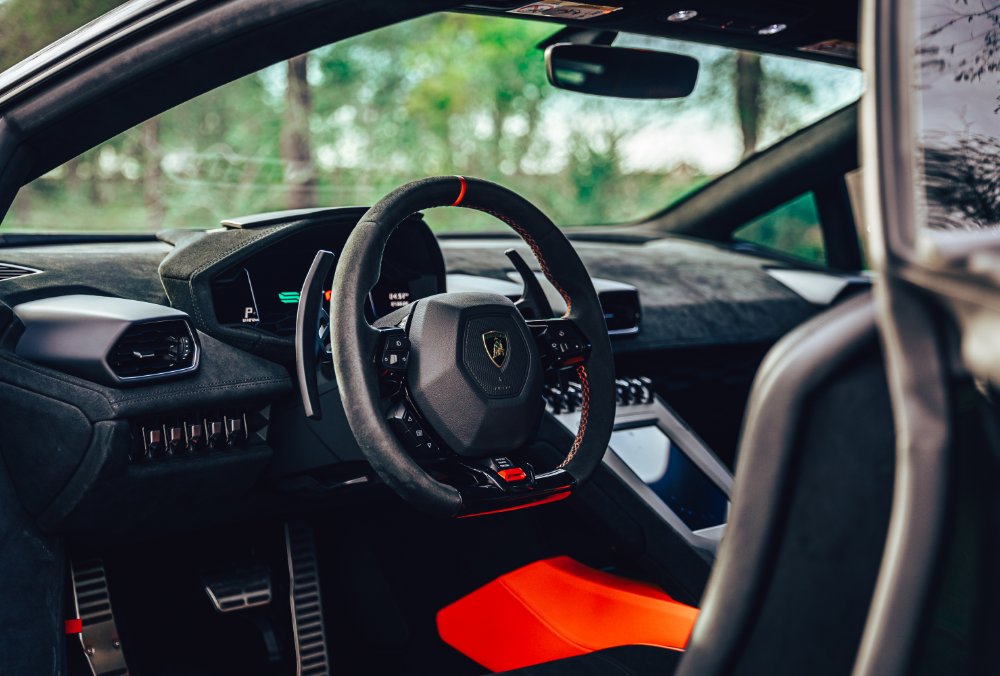 Lamborghini Huracan STO steering wheel