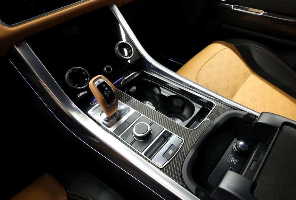 Range Rover SVR automatic gear box
