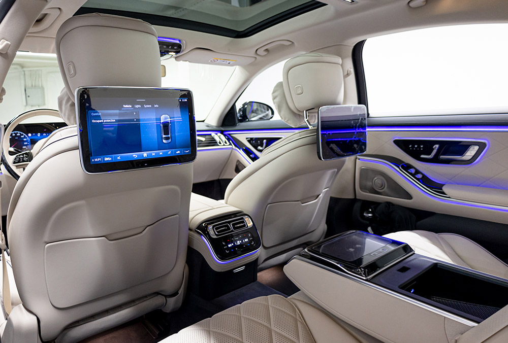 2023 Mercedes-Benz S-Class S 500 interior rear view