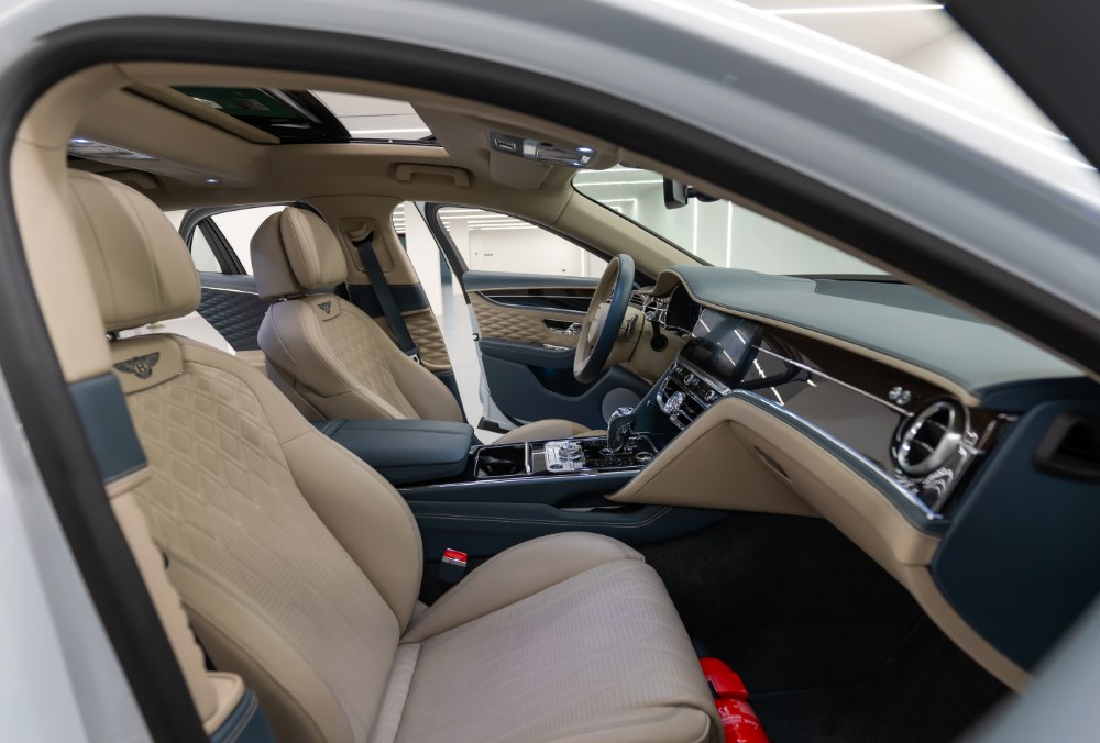 Bentley Flying Spur Light Grey interior view