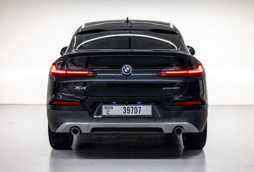 BMW X4 exterior rear view