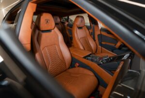 Lamborghini Urus front seats