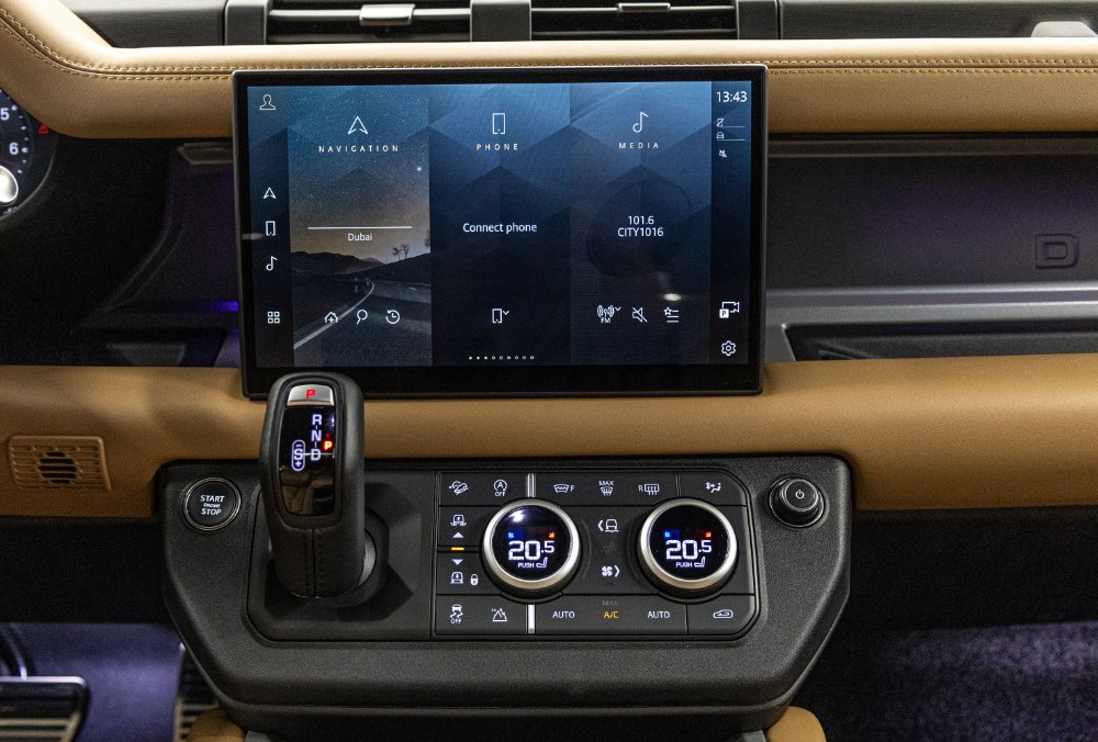 Land Rover Defender 110 infotainment system
