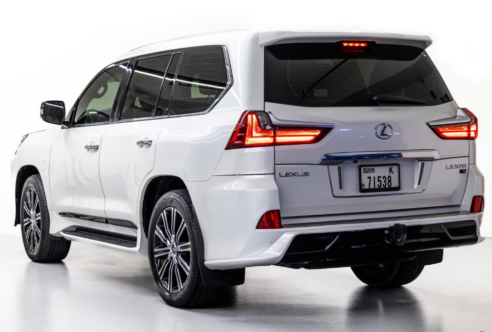 Lexus LX570 Signature rear view