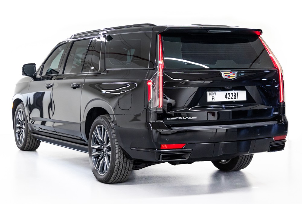Cadillac Escalade Sport Platinum exterior rear side view