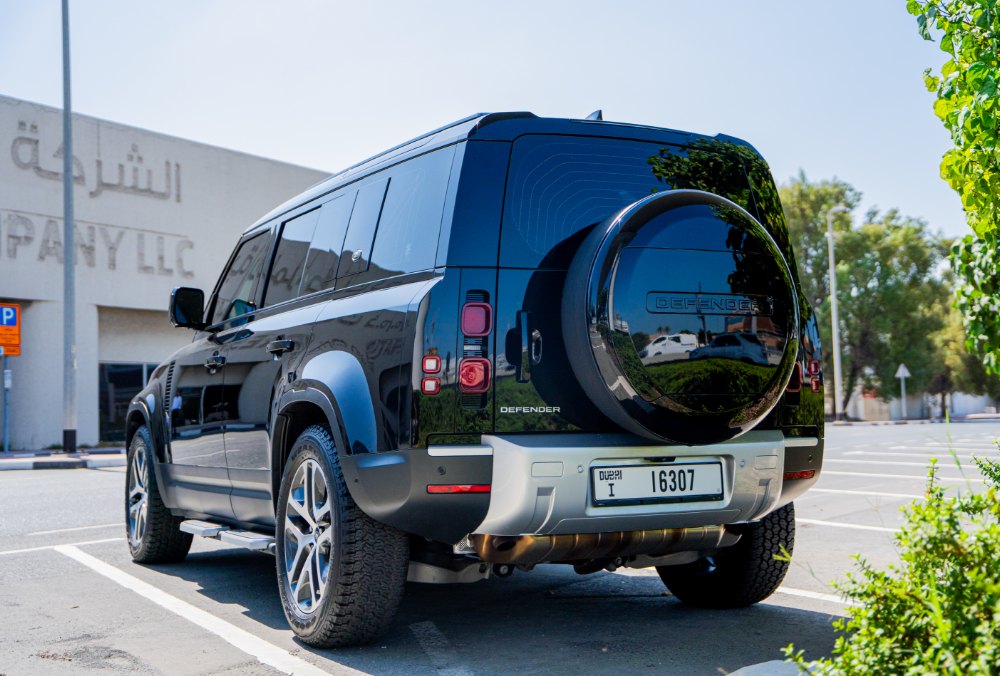 Land Rover Defender 110-X 2024 rear view