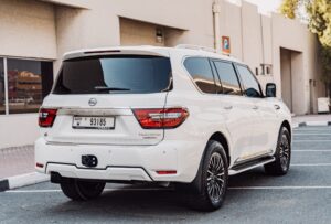 Dynamic Rear view Nissan Patrol LE Platinum (white)