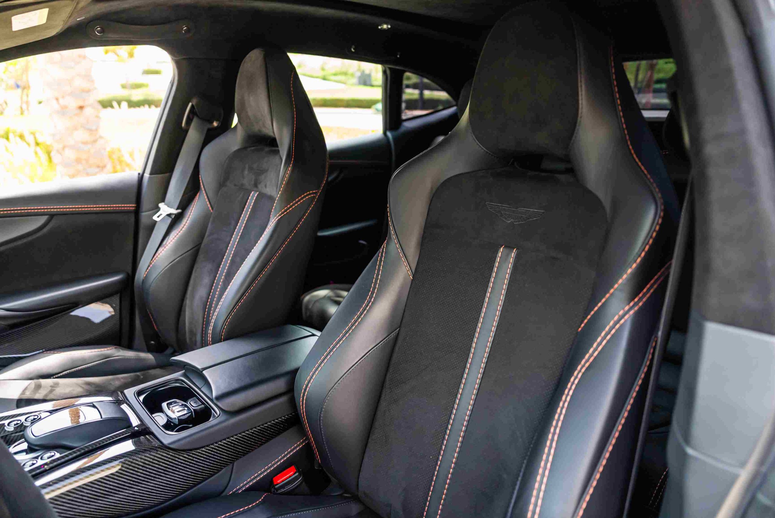 Aston Martin DBX 707 front seats