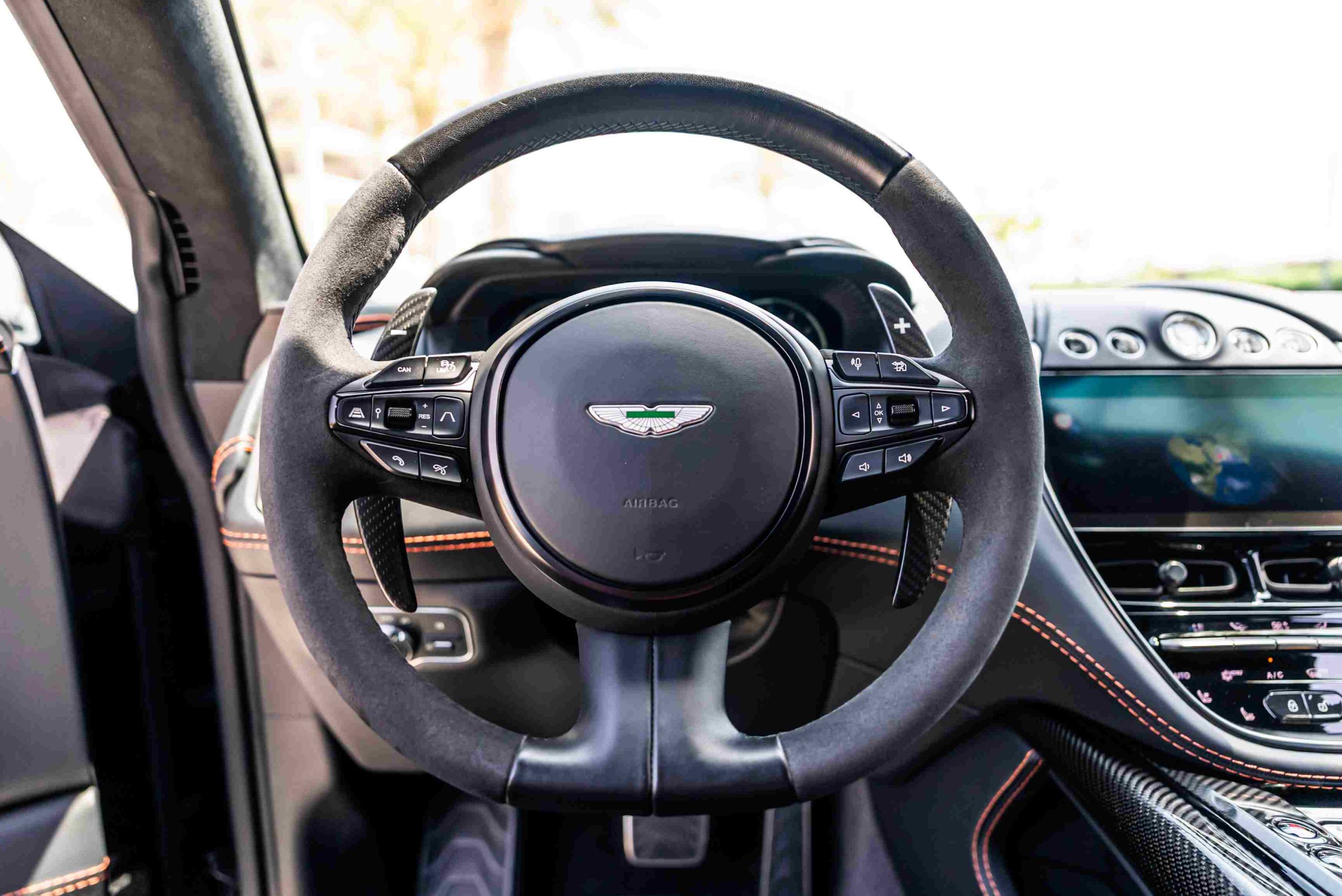 Aston Martin DBX 707 steering wheel