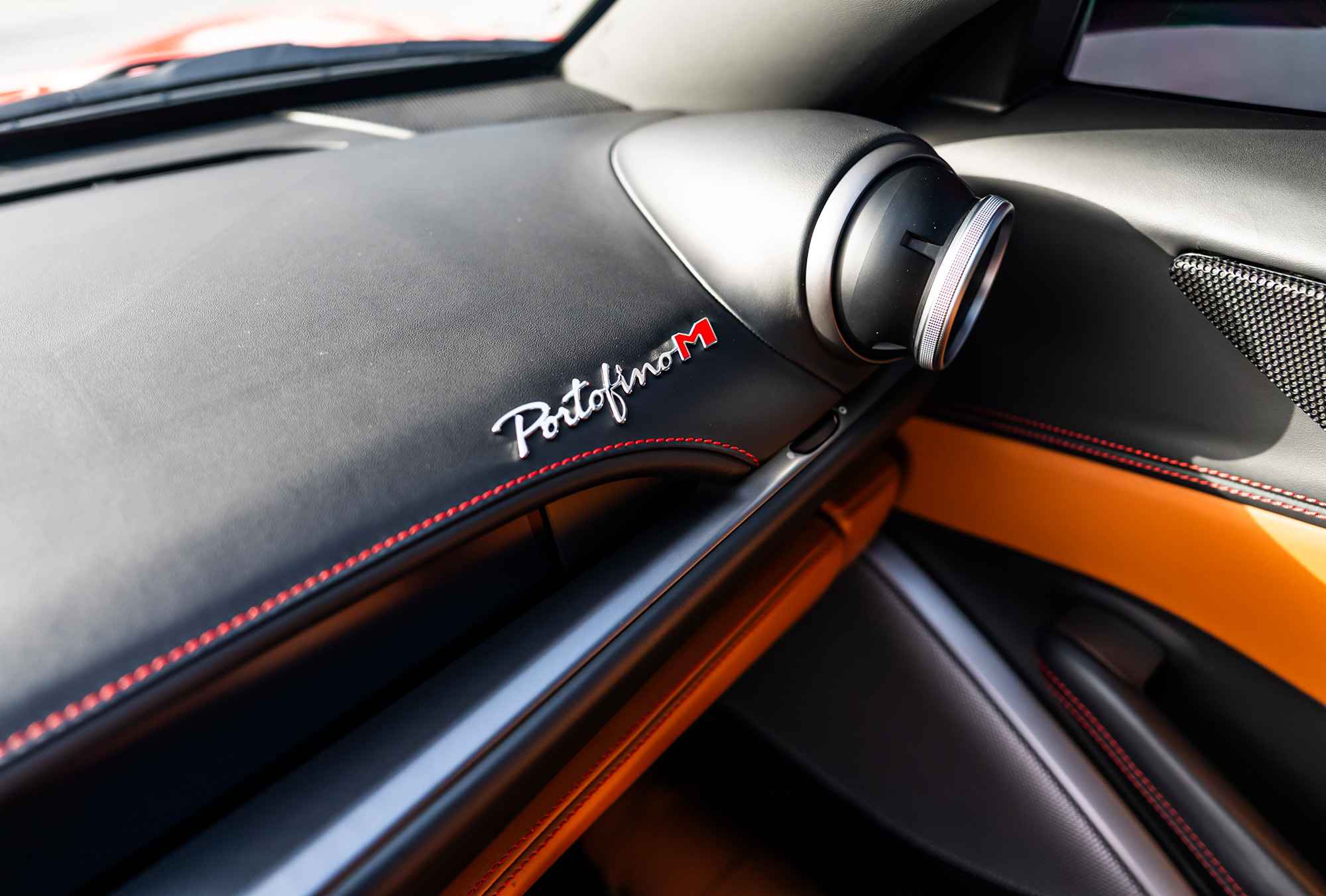 Ferrari Portofino M dashboard
