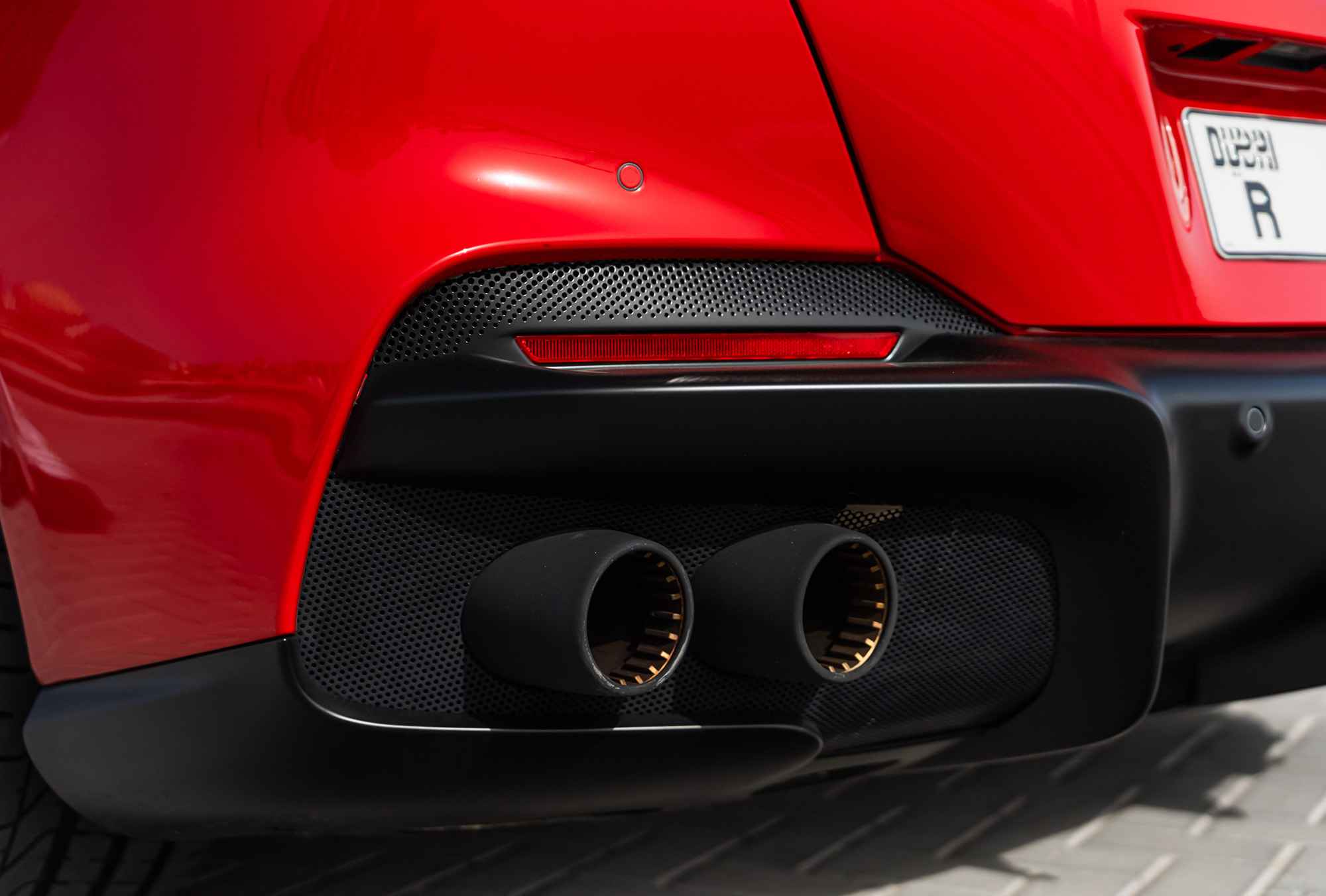 Ferrari Portofino M exhaust pipes