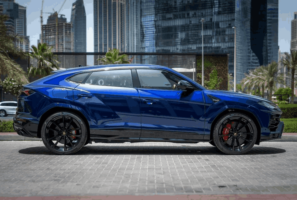 Lamborghini Urus blue exterior side view