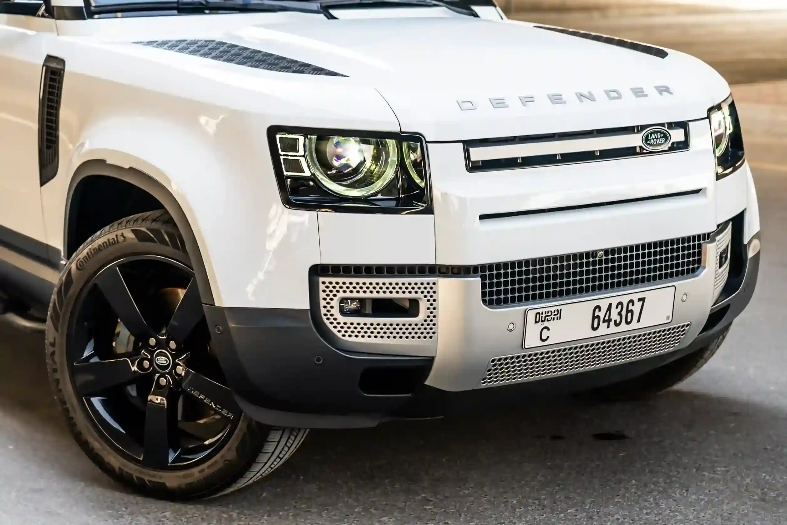landrover-defender-white-front-bumper