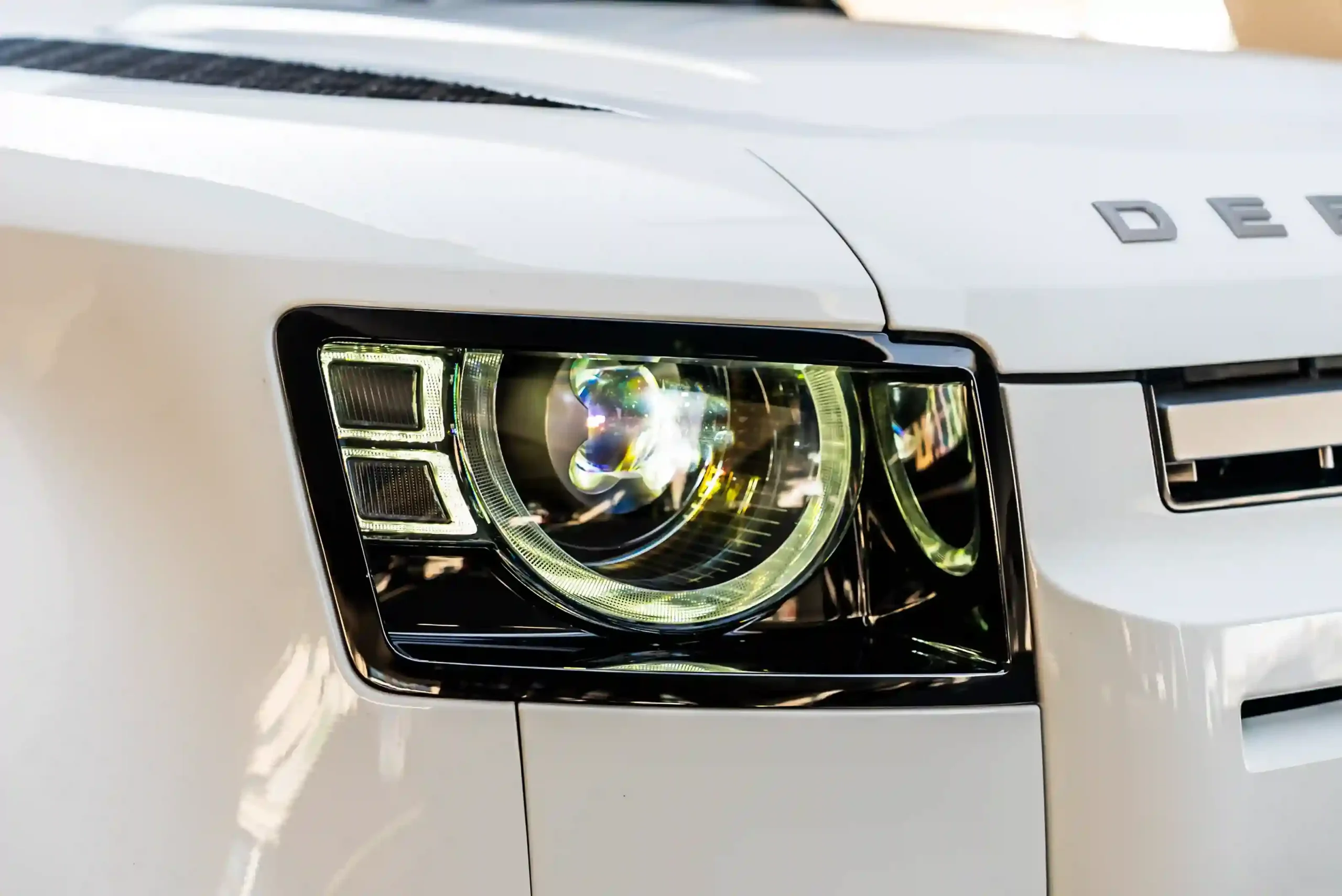 landrover-defender-white-head-light