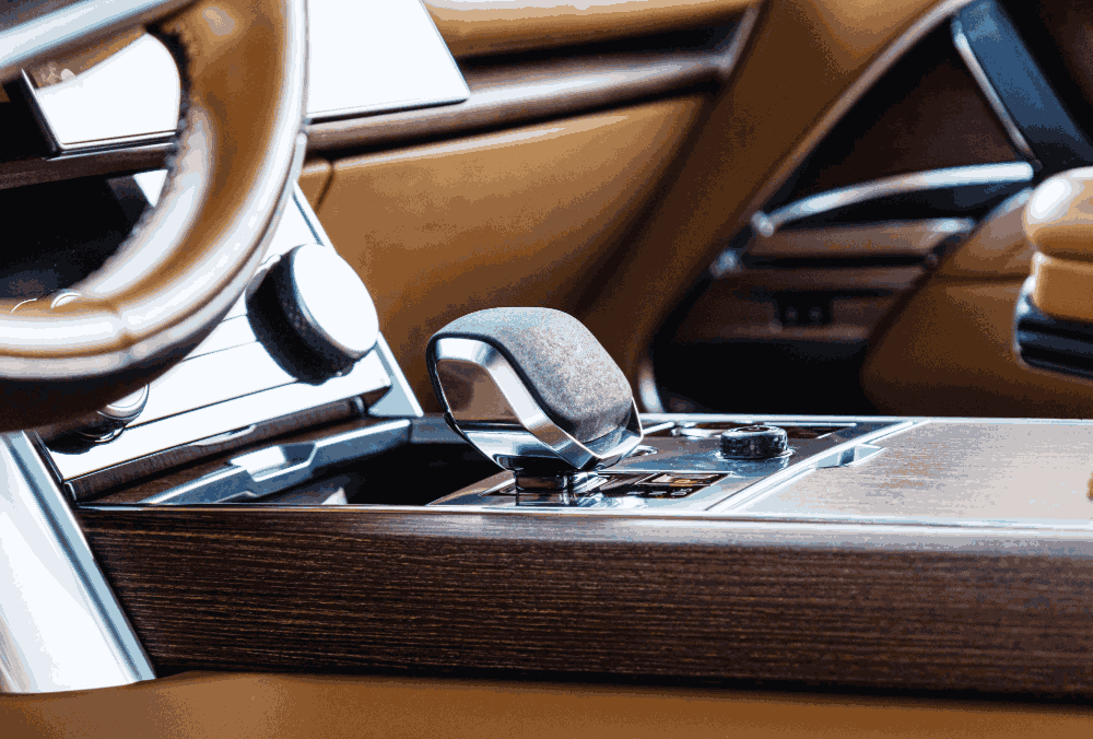 Land Rover Range Rover Vogue HSE gear selector