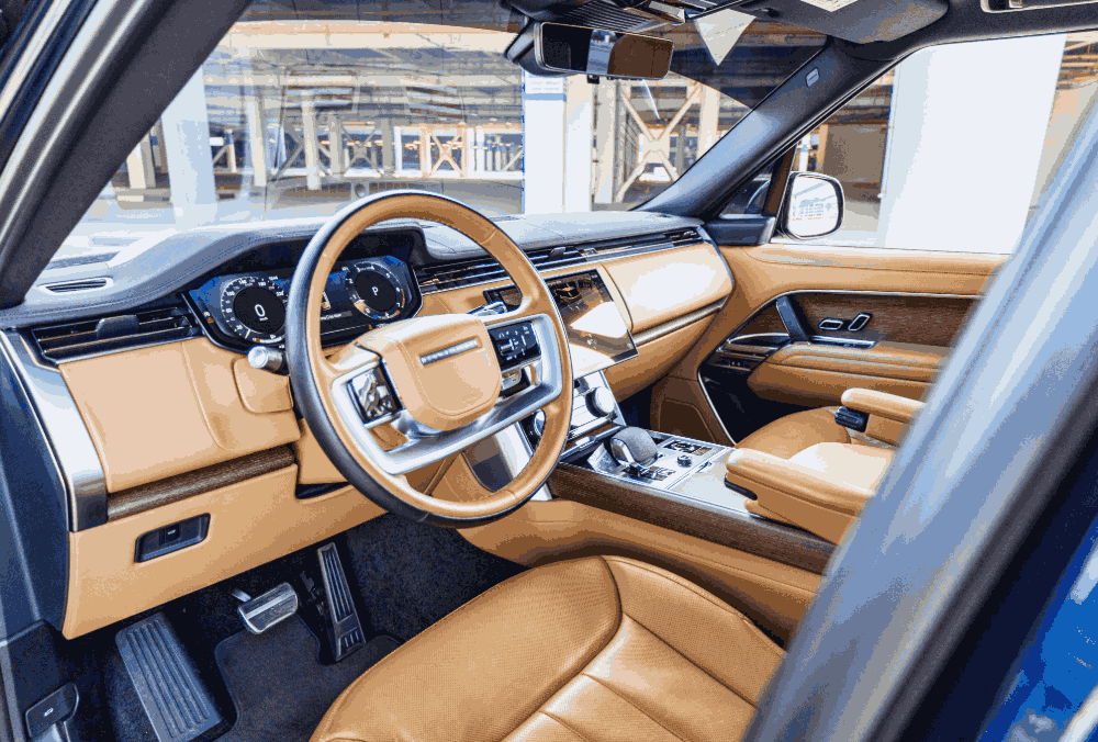Land Rover Range Rover Vogue HSE steering wheel