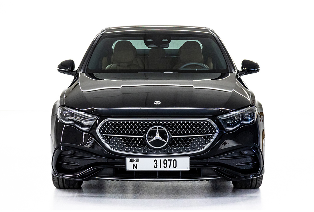 Mercedes-Benz E-Class E 300 exterior front view