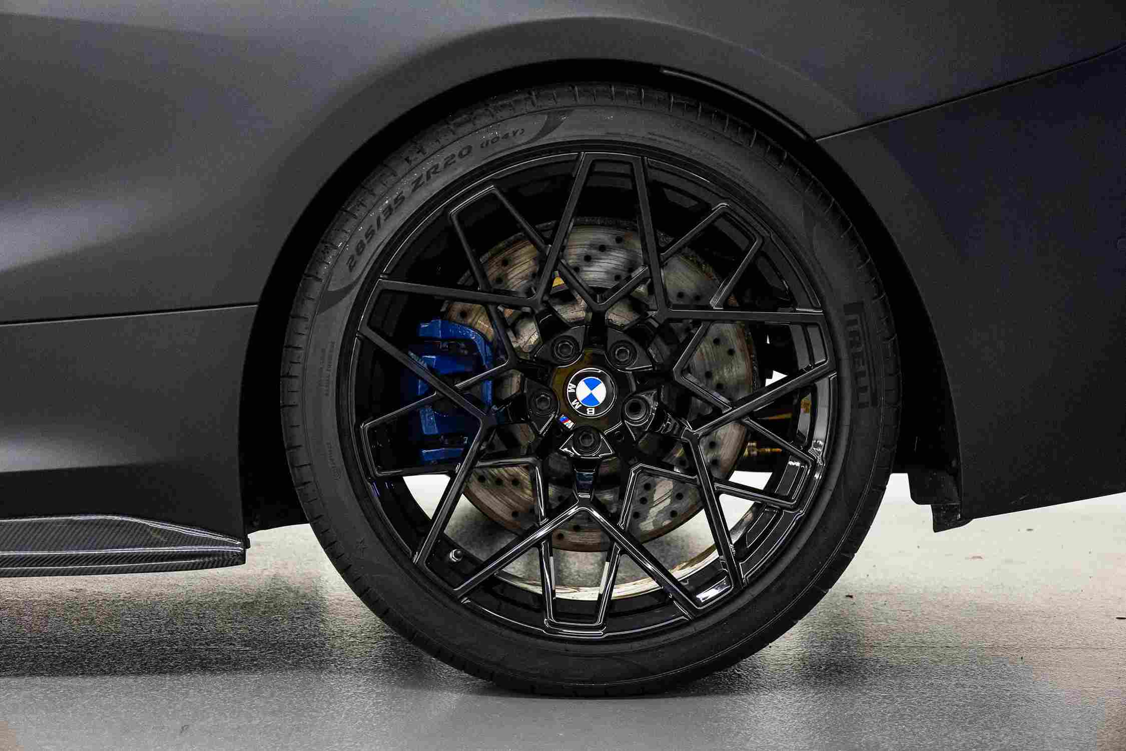 BMW M8 Competition Coupe wheels closeup