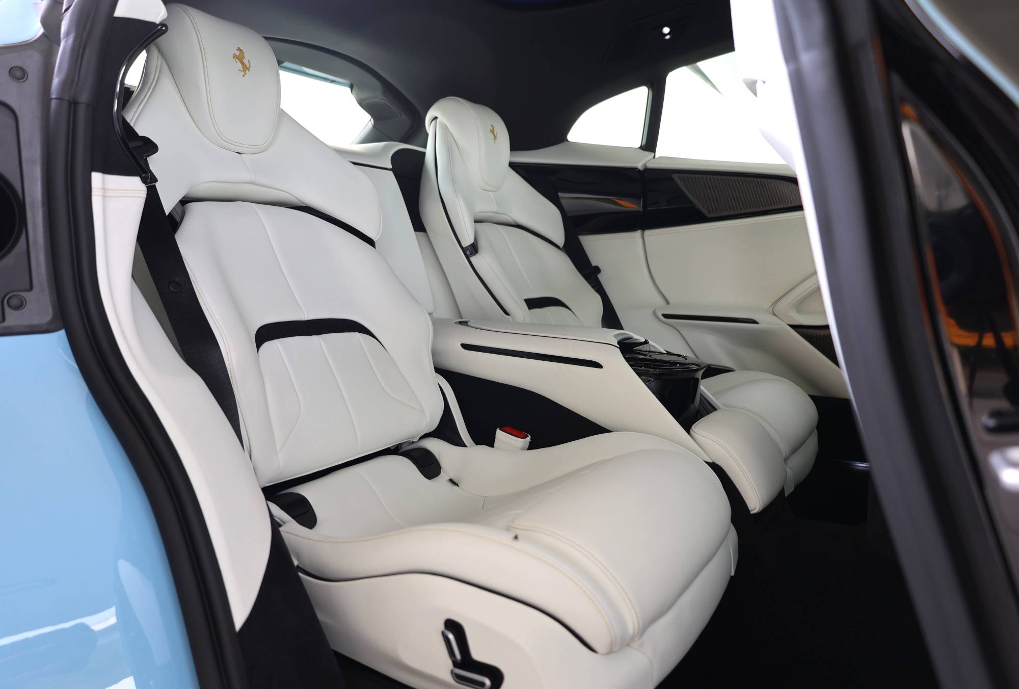 Ferrari Purosangue rear seat view