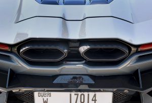 Lamborghini Revuelto exhaust tips