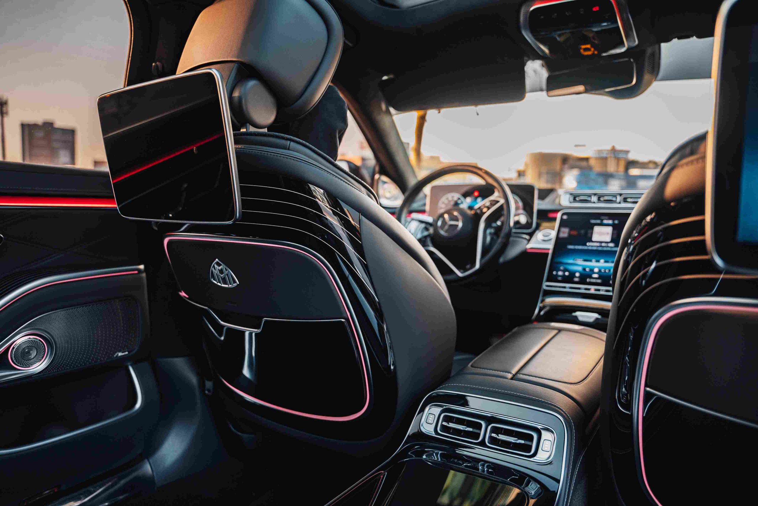 2022 Mercedes Maybach S680 interior view