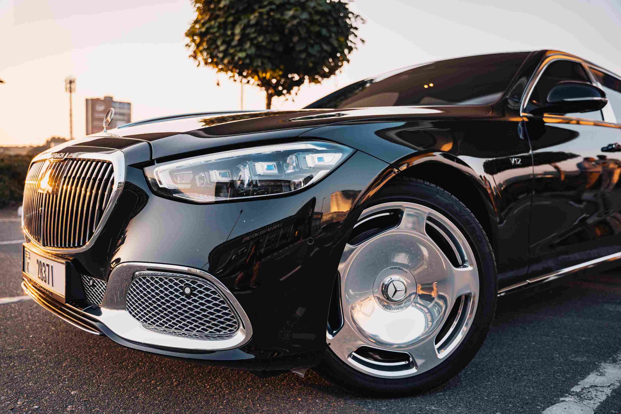 Rent 2022 Mercedes Maybach S680 in Dubai
