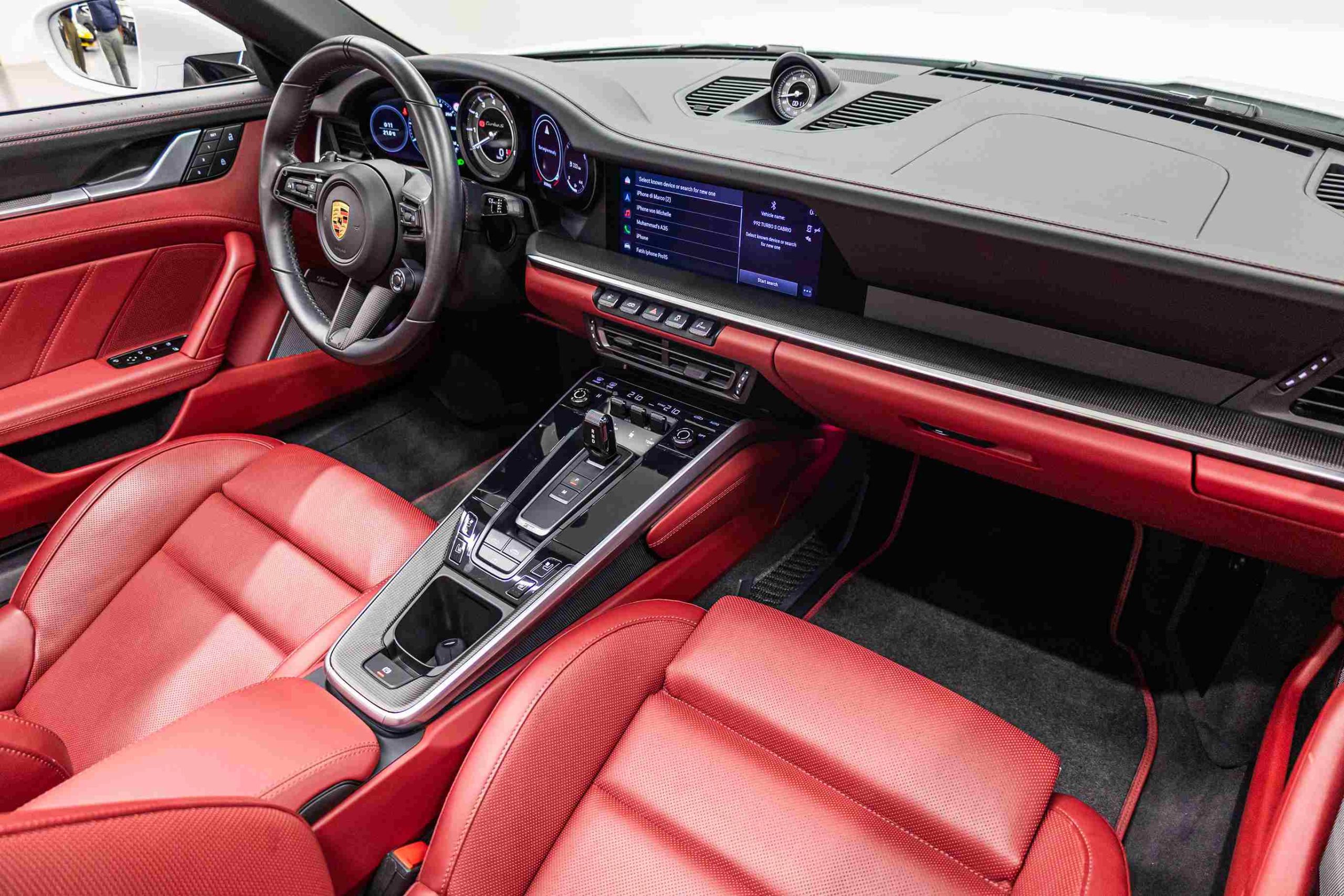 Porsche 911 992 Turbo S dashboard and steering wheels