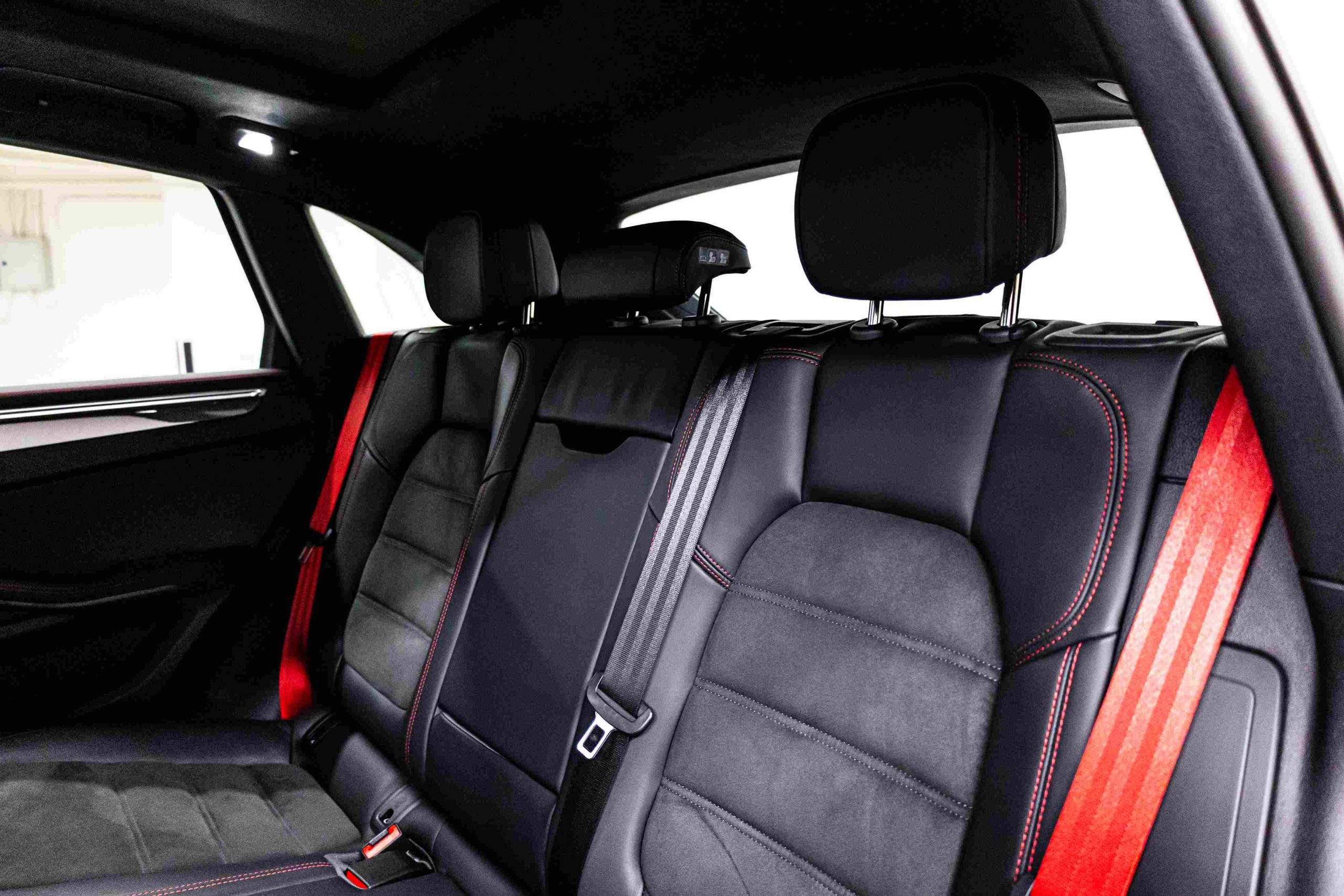Porsche Macan GTS rear seats