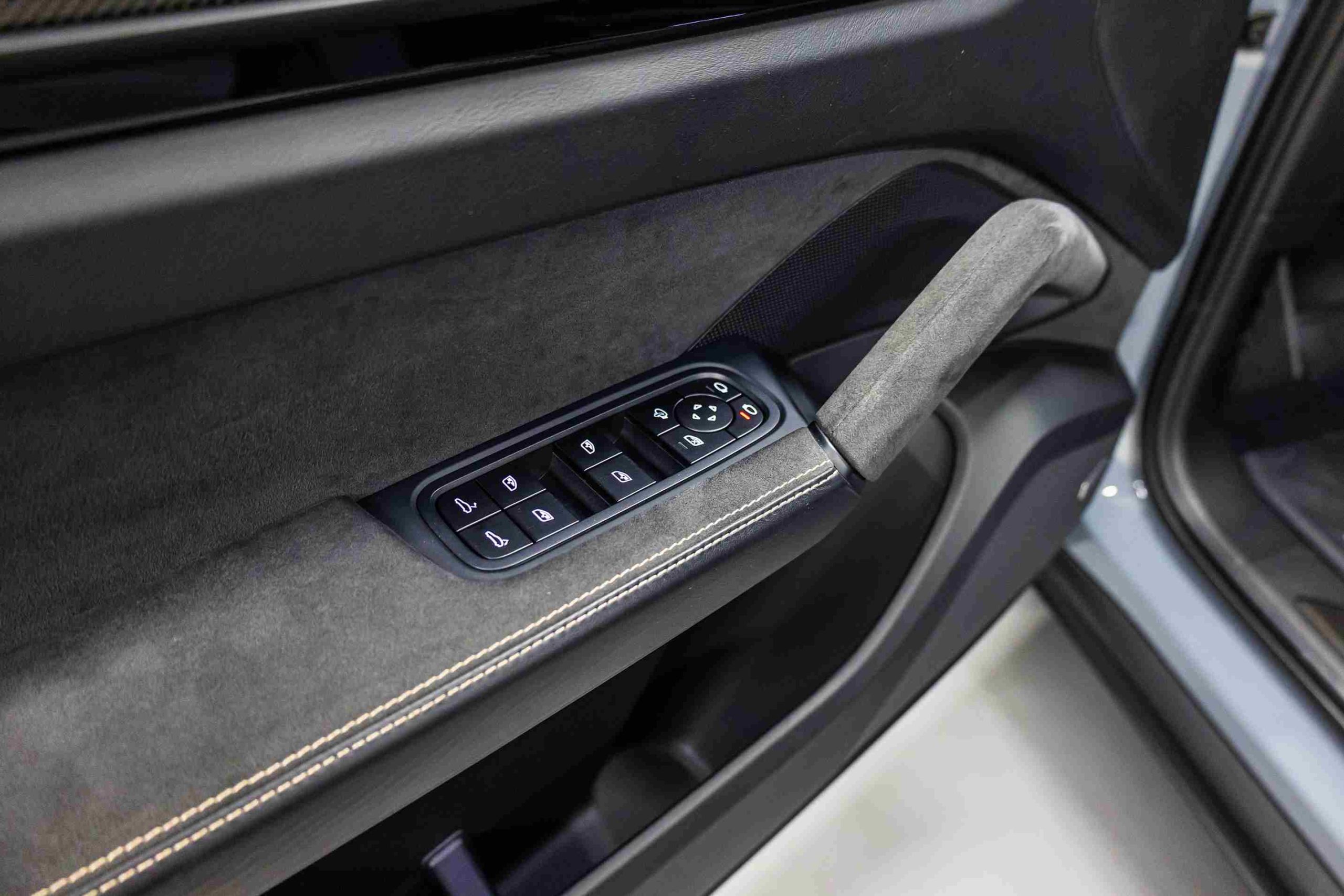 Porsche Cayenne Turbo GT door pad switch